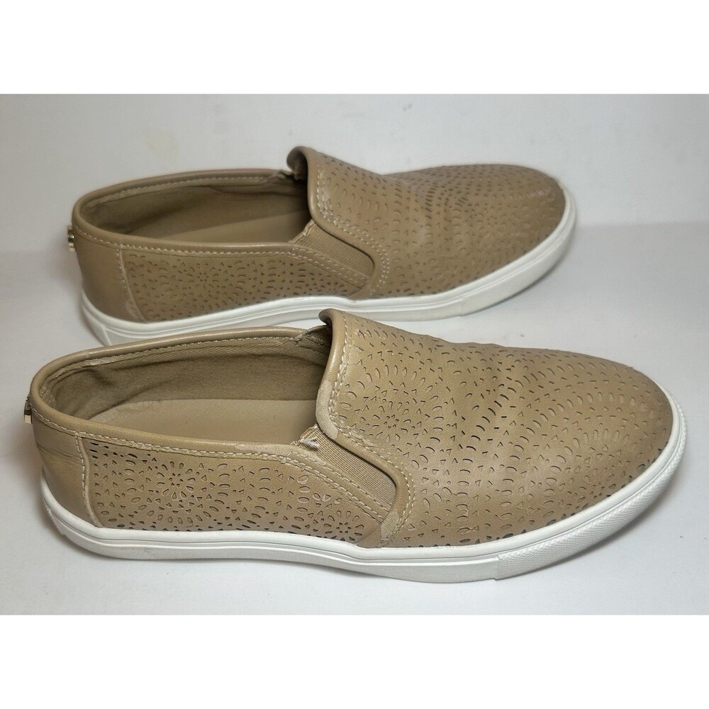 Steve Madden Episode Nude Perforated Slip On Sneakers Womens 6B